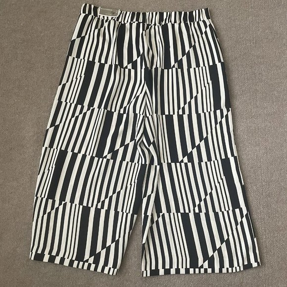 Chico's Pants Womens 2 (Size 12) Black Cream Cropped Wide Leg Ultimate Fit NEW - Picture 12 of 12